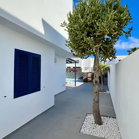 Βίλα Lovely Adas *