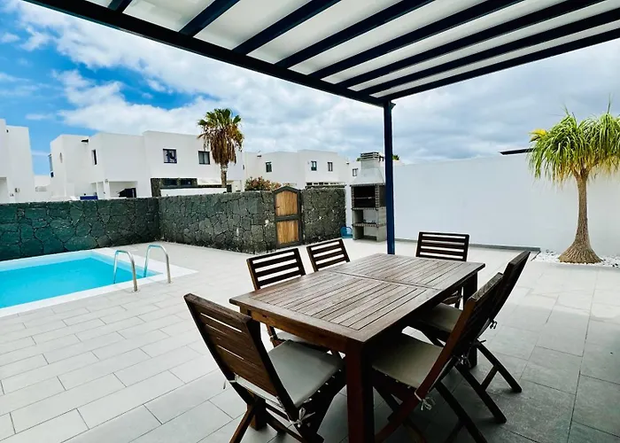 Lovely Adas * Playa Blanca