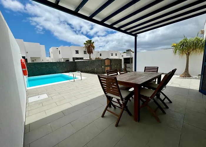 Lovely Adas Villa Playa Blanca